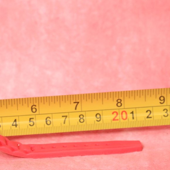 Minnie Mouse Digital Pink Round Watch - Picture 8 of 13